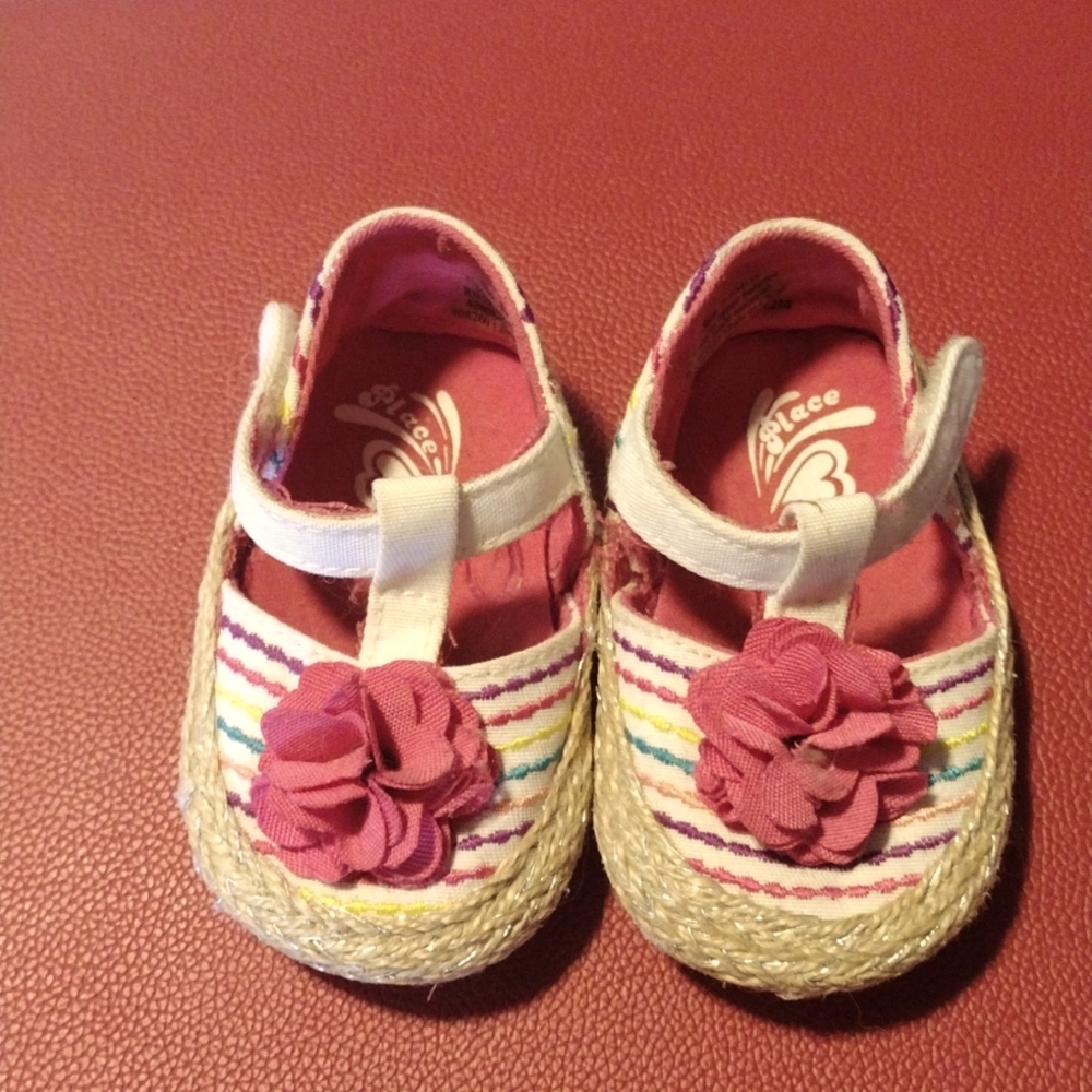 Baby shoes 3 - 6 months made by place